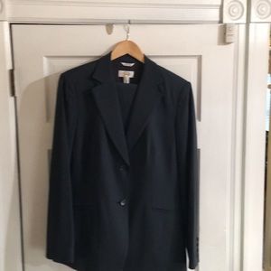 Women’s suit